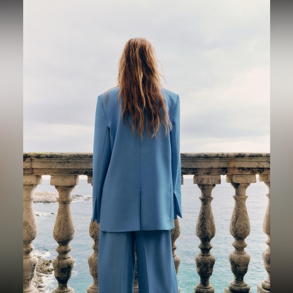 Straight Cut Blazer - Picture 5 of 8